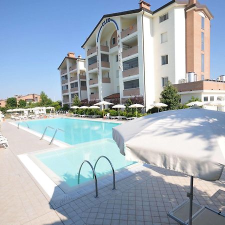 Residence Cleo Llido Degli Estensi Kültér fotó