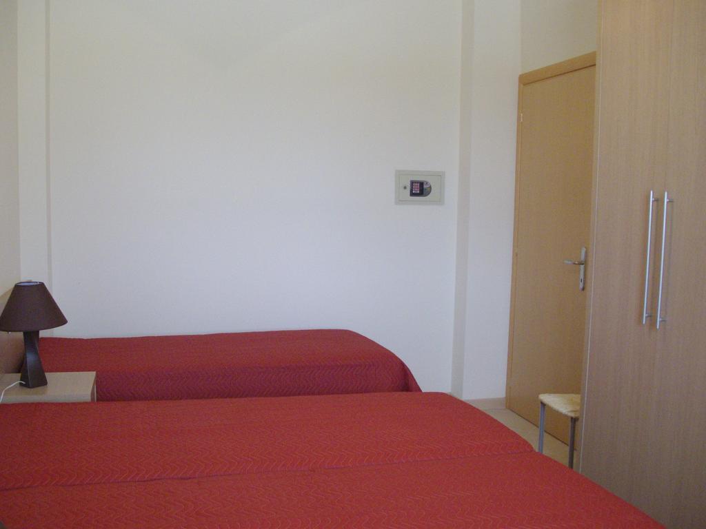 Residence Cleo Llido Degli Estensi Kültér fotó