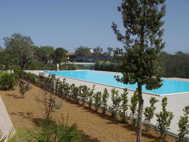 Residence Cleo Llido Degli Estensi Kültér fotó