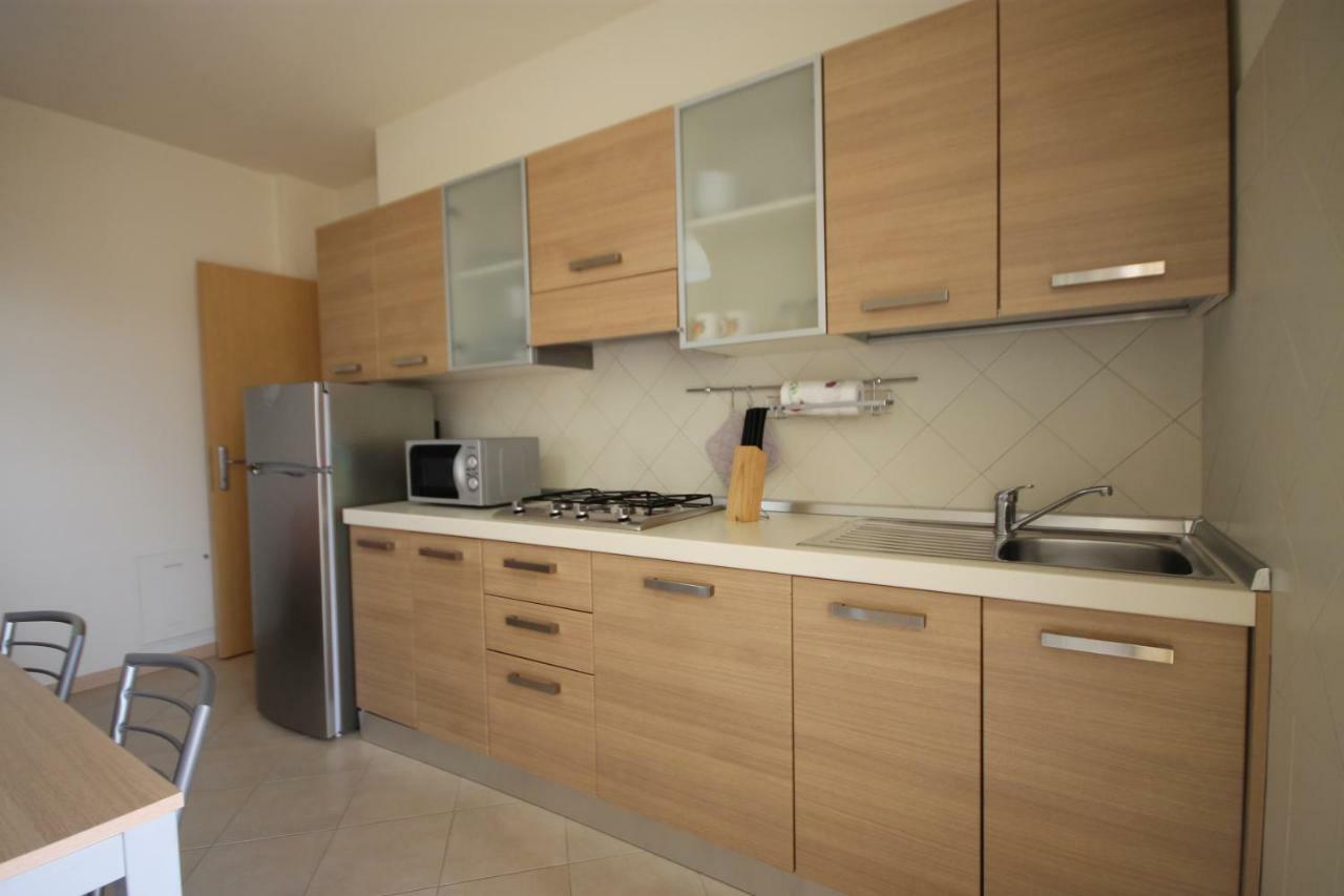 Residence Cleo Llido Degli Estensi Kültér fotó
